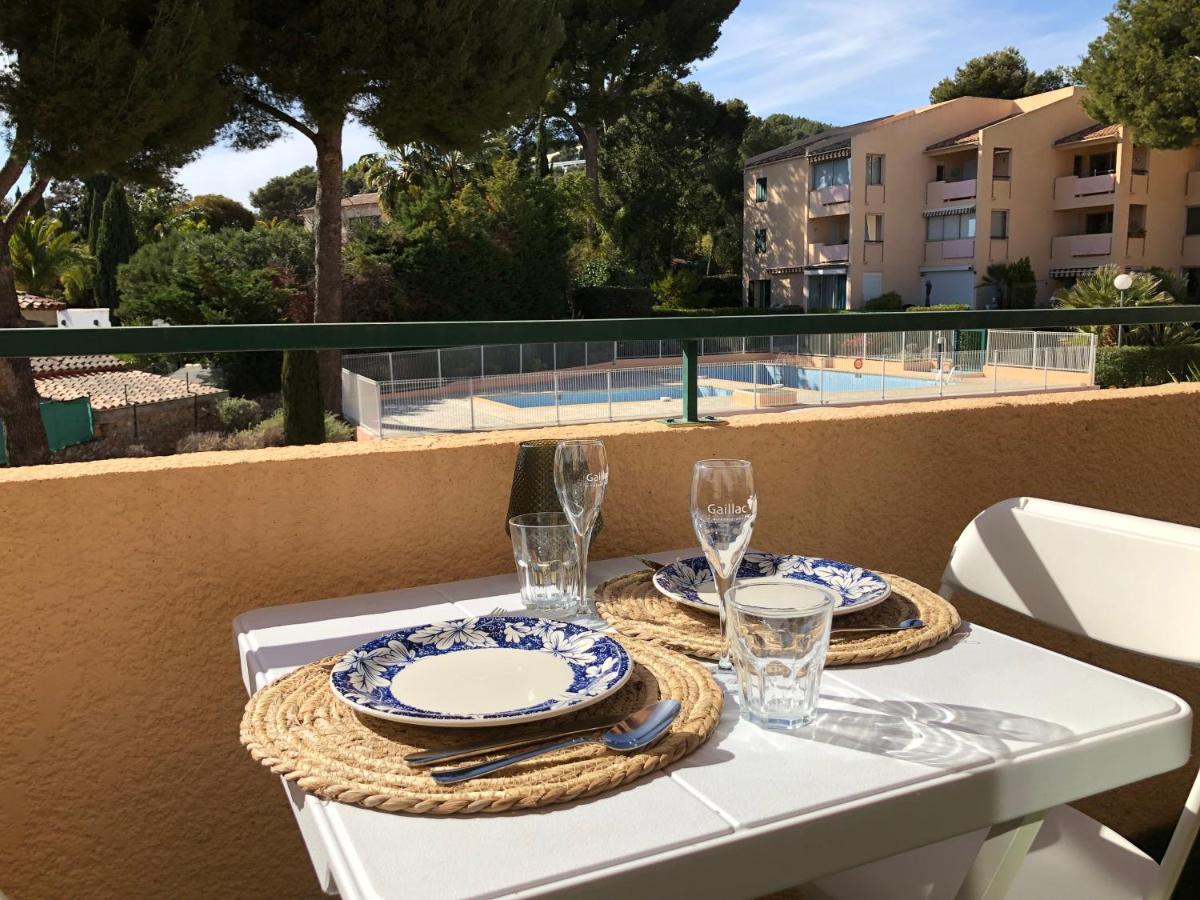 Studio Avec Terrasse Et Piscine Bandol Exterior foto